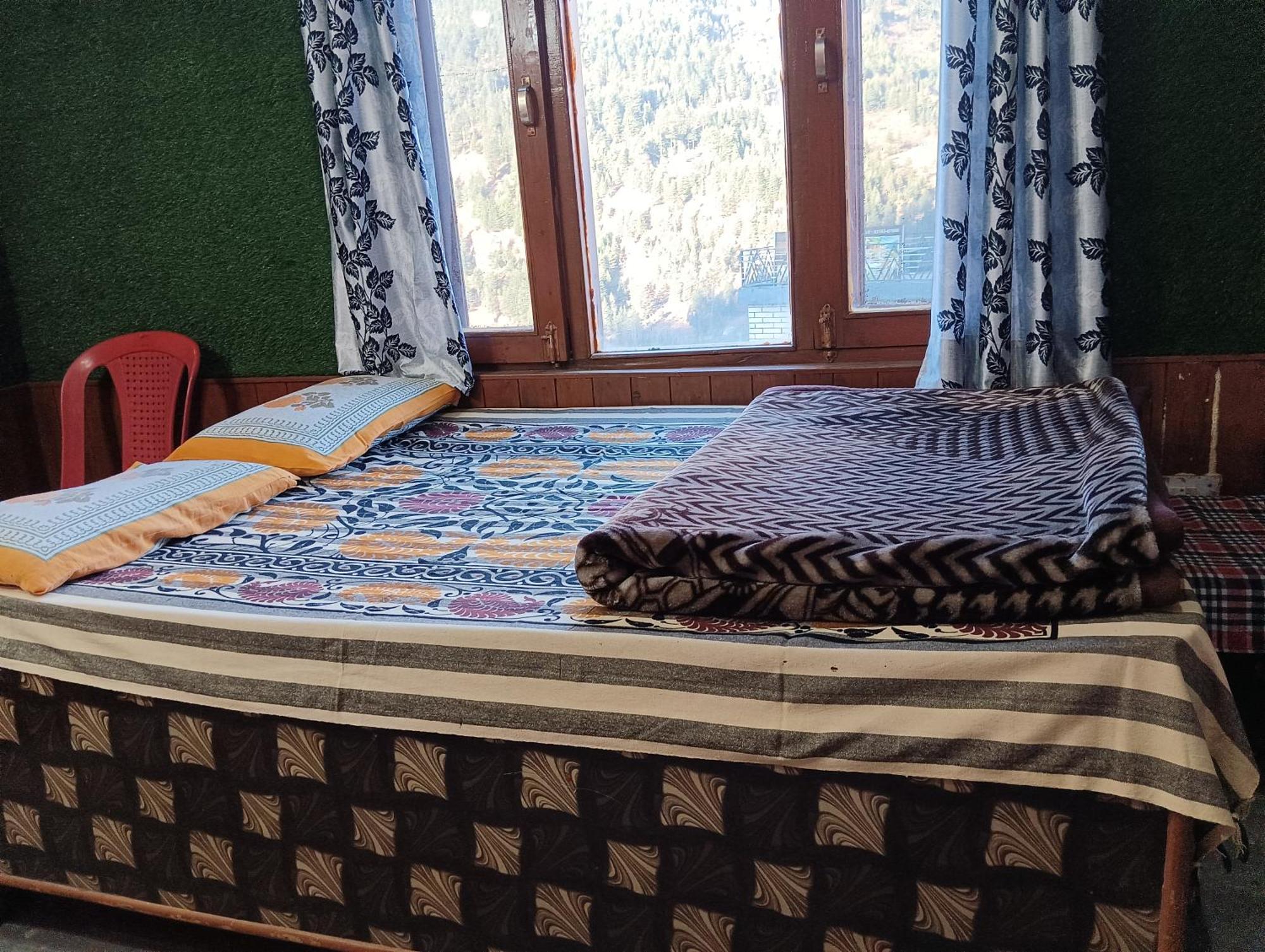 Roop Mountain Homestay مايالي المظهر الخارجي الصورة